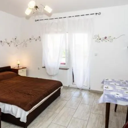 Family Sara Affittacamere Malinska