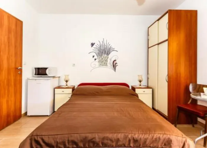 Family Sara 3* Malinska