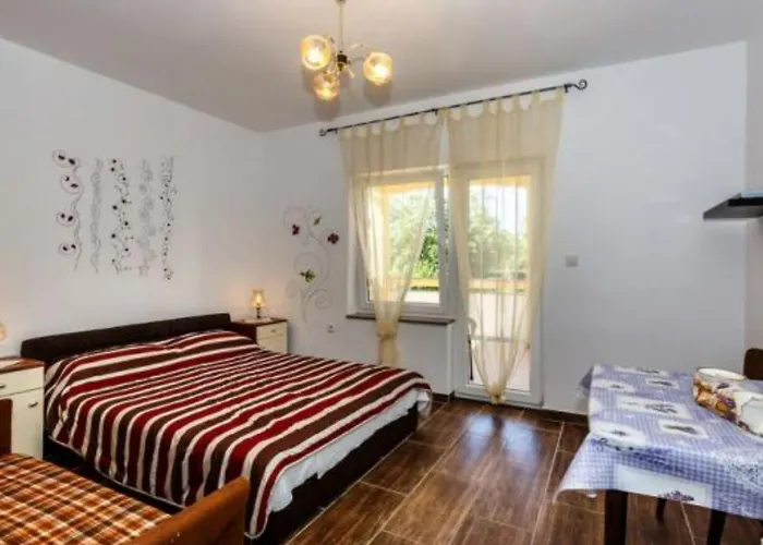 Family Sara Affittacamere Malinska