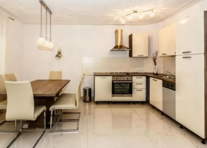 Affittacamere Family Sara Malinska